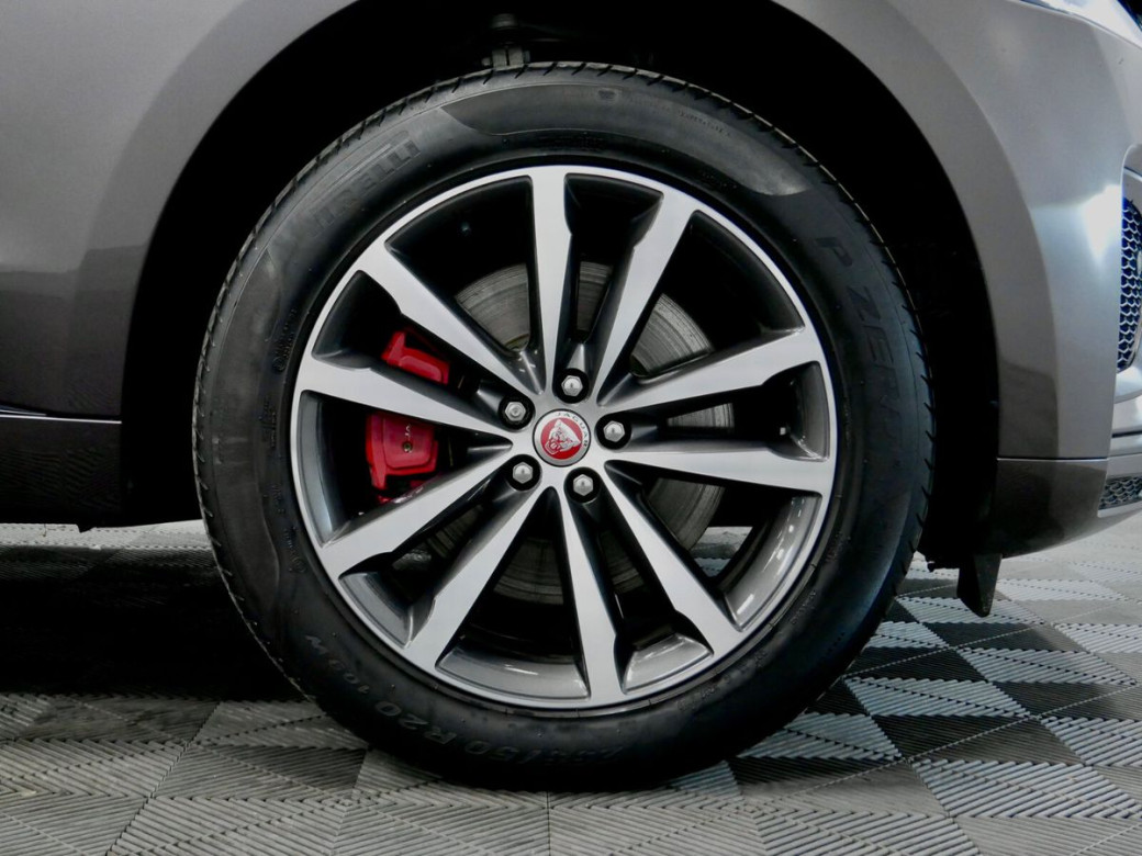 2022 Jaguar F-Pace