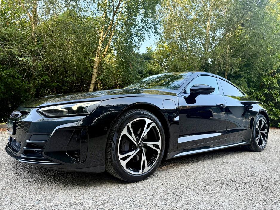 2022 Audi e-tron GT