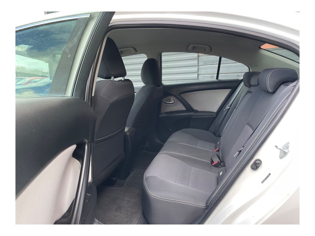2016 Toyota Avensis