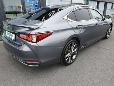 2020 Lexus ES 300h