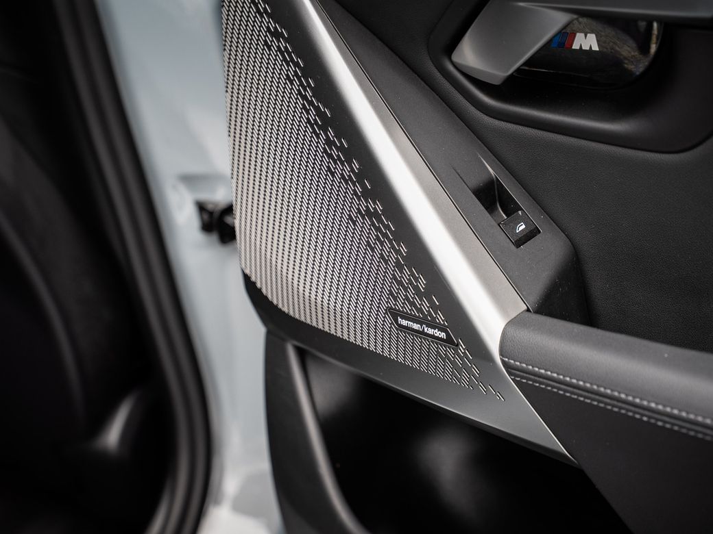 2024 BMW i5