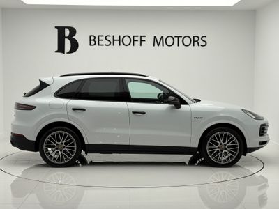 2022 Porsche Cayenne