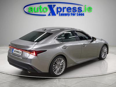 2021 Lexus IS 300h