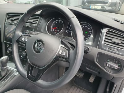 2017 Volkswagen Golf