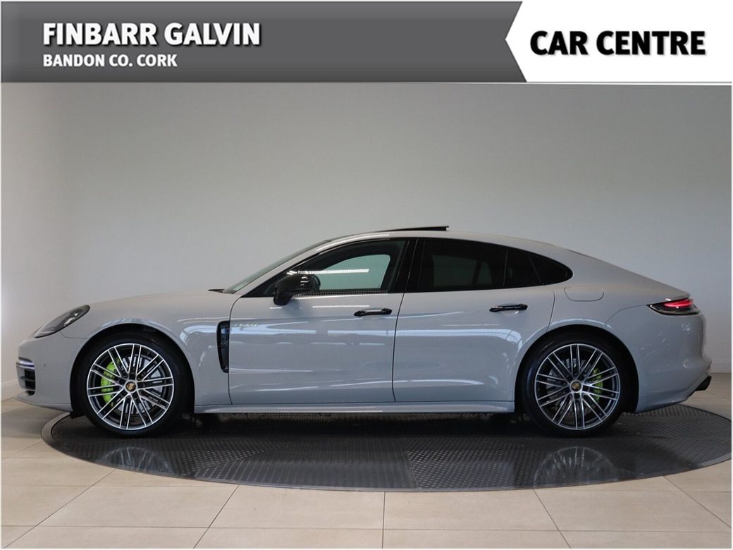 2023 Porsche Panamera