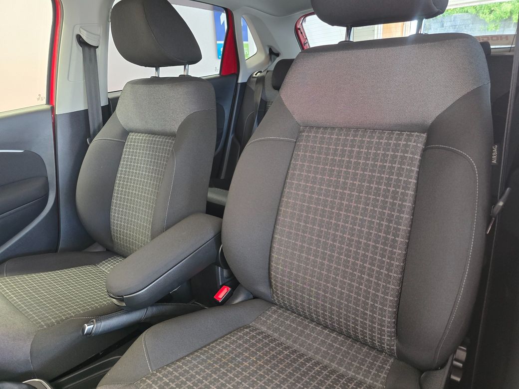 2017 Volkswagen Polo