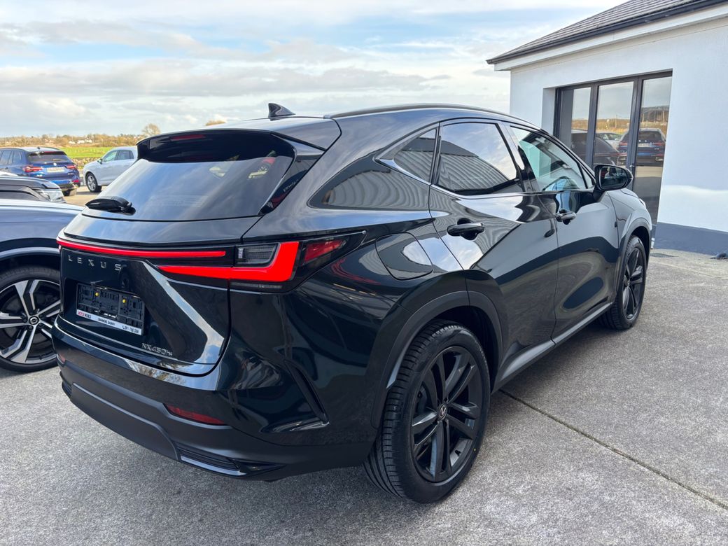 2023 Lexus NX 450H+