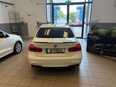 2018 BMW 330