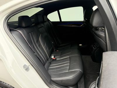 2023 BMW 5 Series
