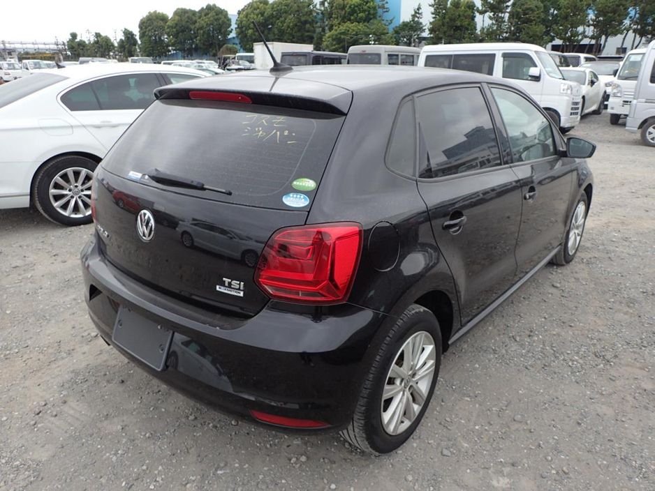 2016 Volkswagen Polo