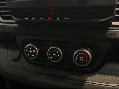 2023 Renault Trafic