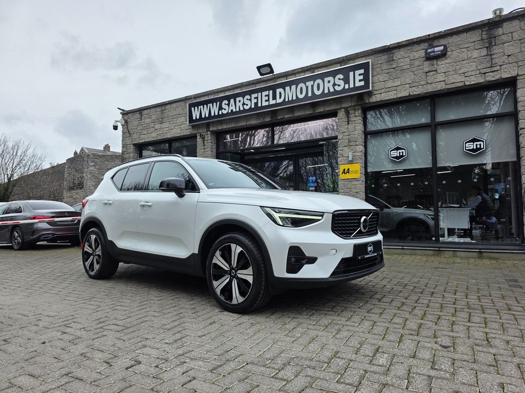 2022 Volvo XC40