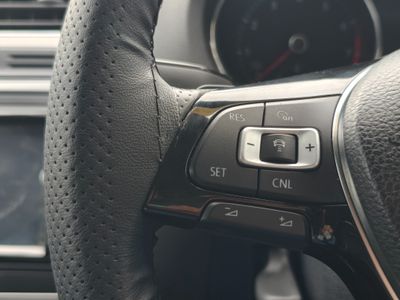 2017 Volkswagen Polo