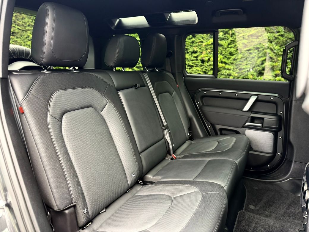 2023 Land Rover Defender 110