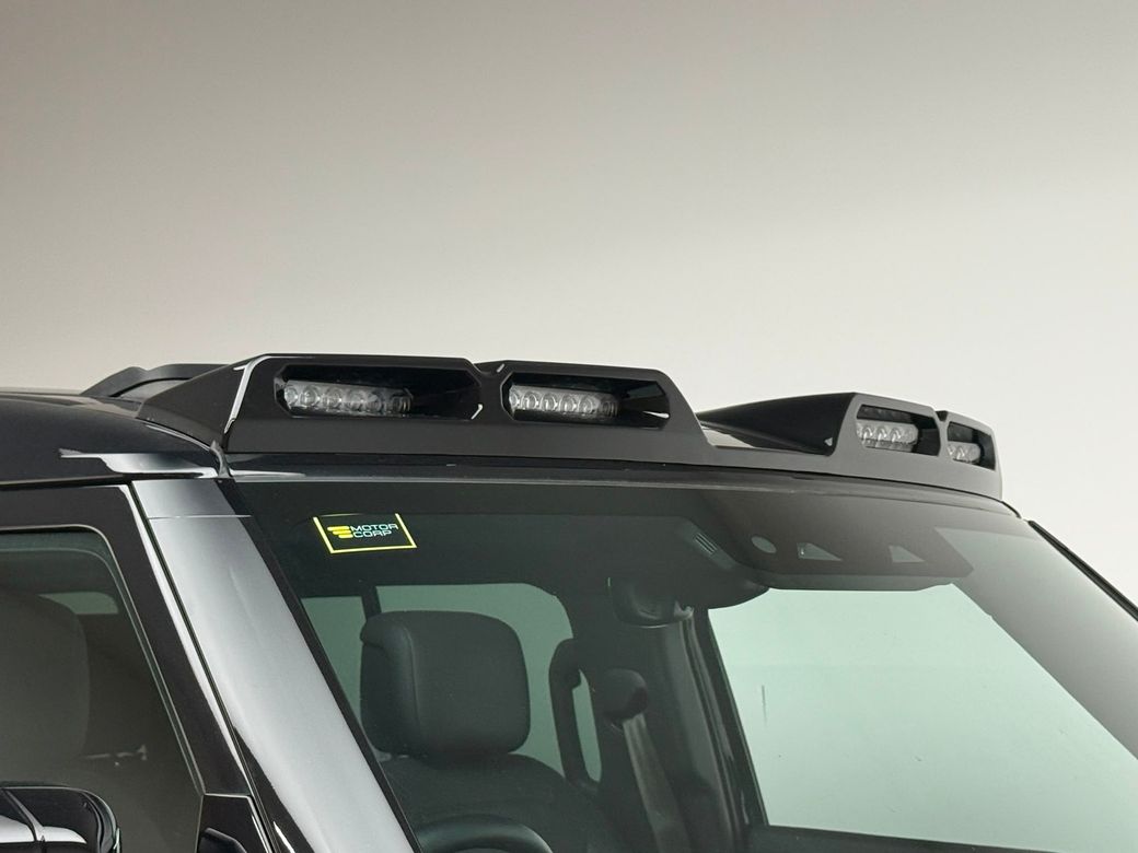 2025 Land Rover Defender