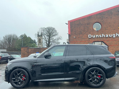 2025 Land Rover Range Rover Sport