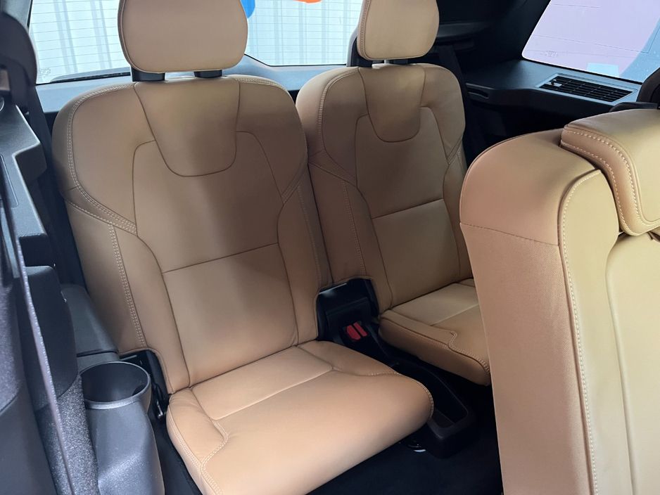 2022 Volvo XC90