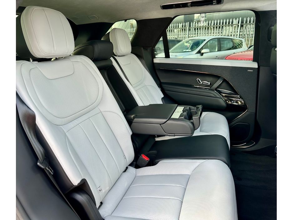 2024 Land Rover Range Rover Sport