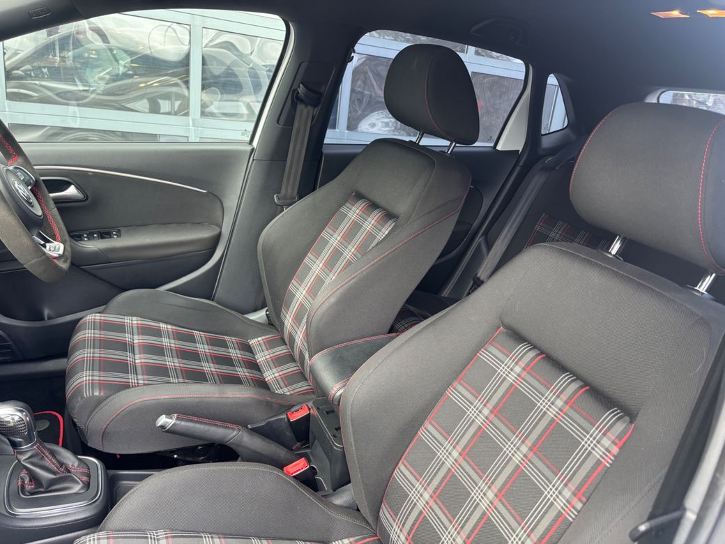 2015 Volkswagen Polo