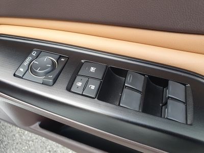 2020 Lexus ES 300h