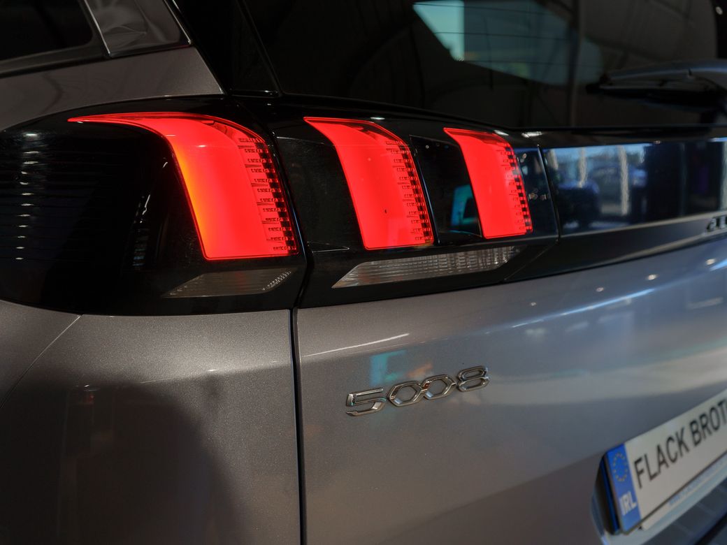 2024 Peugeot 5008