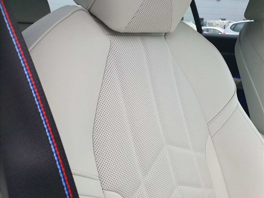 2025 BMW 530