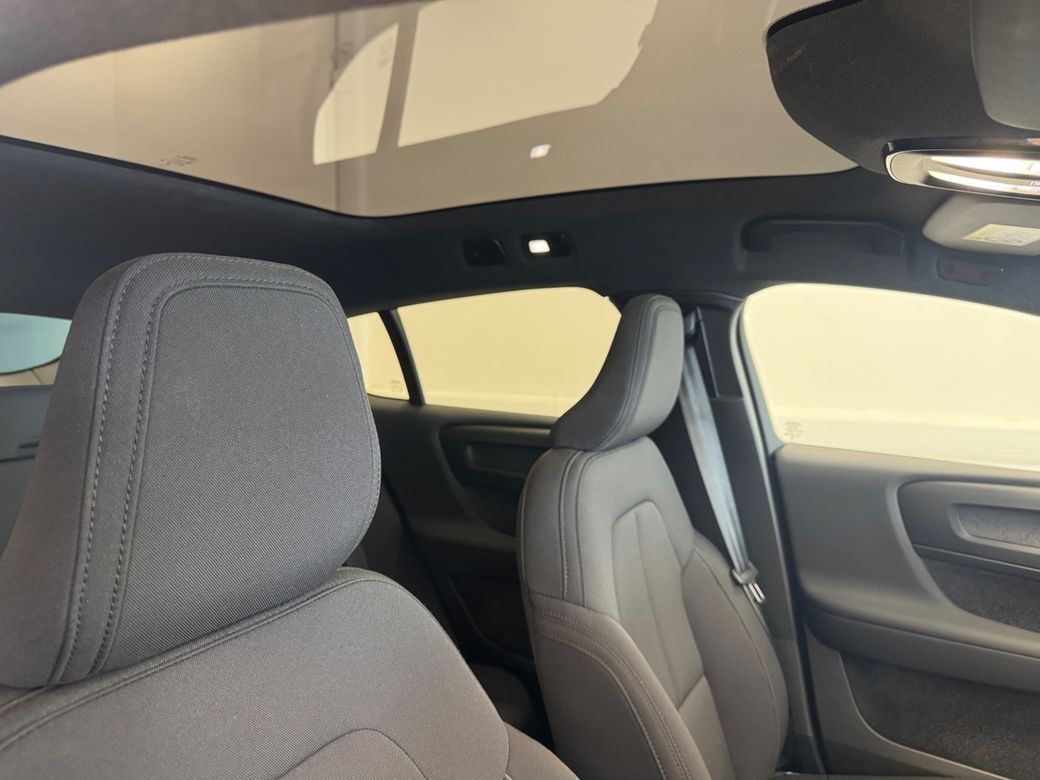 2024 Volvo C40