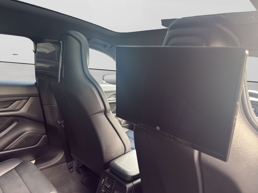 2023 Porsche Taycan