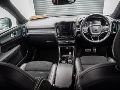 2021 Volvo XC40
