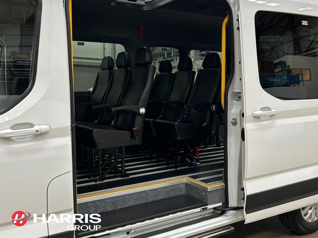 2025 White Maxus eDELIVER 9