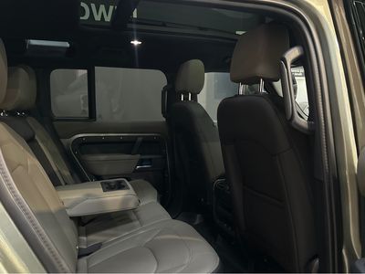 2025 Land Rover Defender