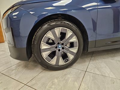 2024 BMW iX