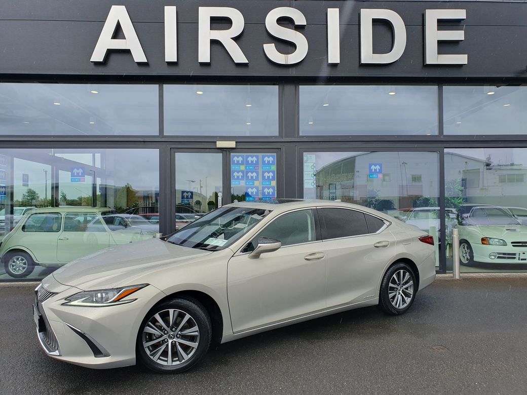 2019 Lexus ES 300h