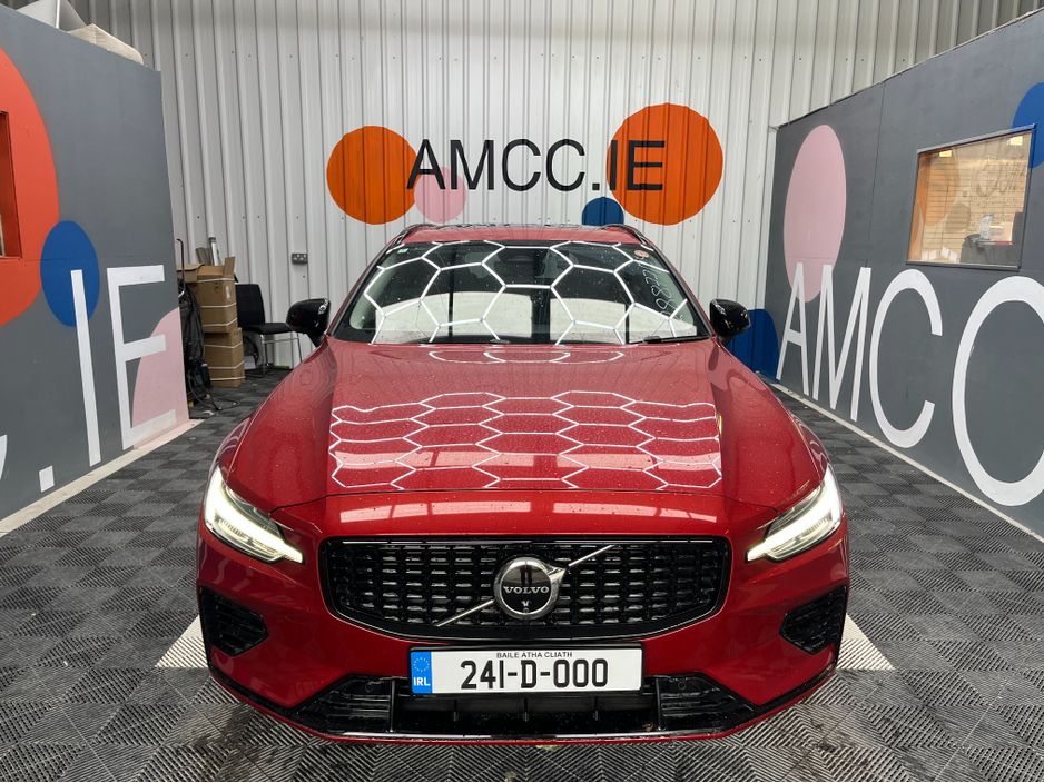 2024 Volvo V40