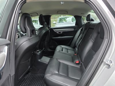 2018 Volvo S90