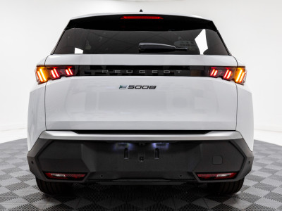 2027 Peugeot 5008
