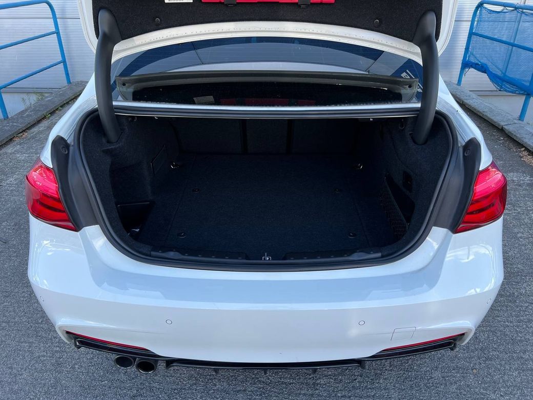2018 BMW 3 Series