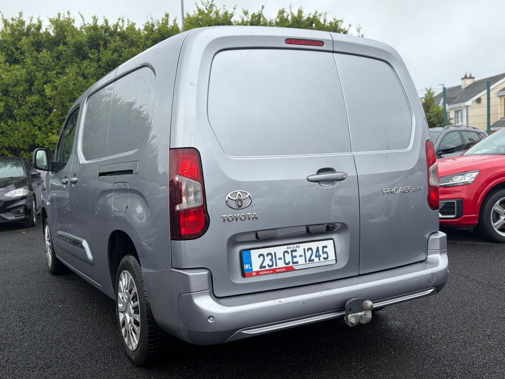 2023 Toyota Proace