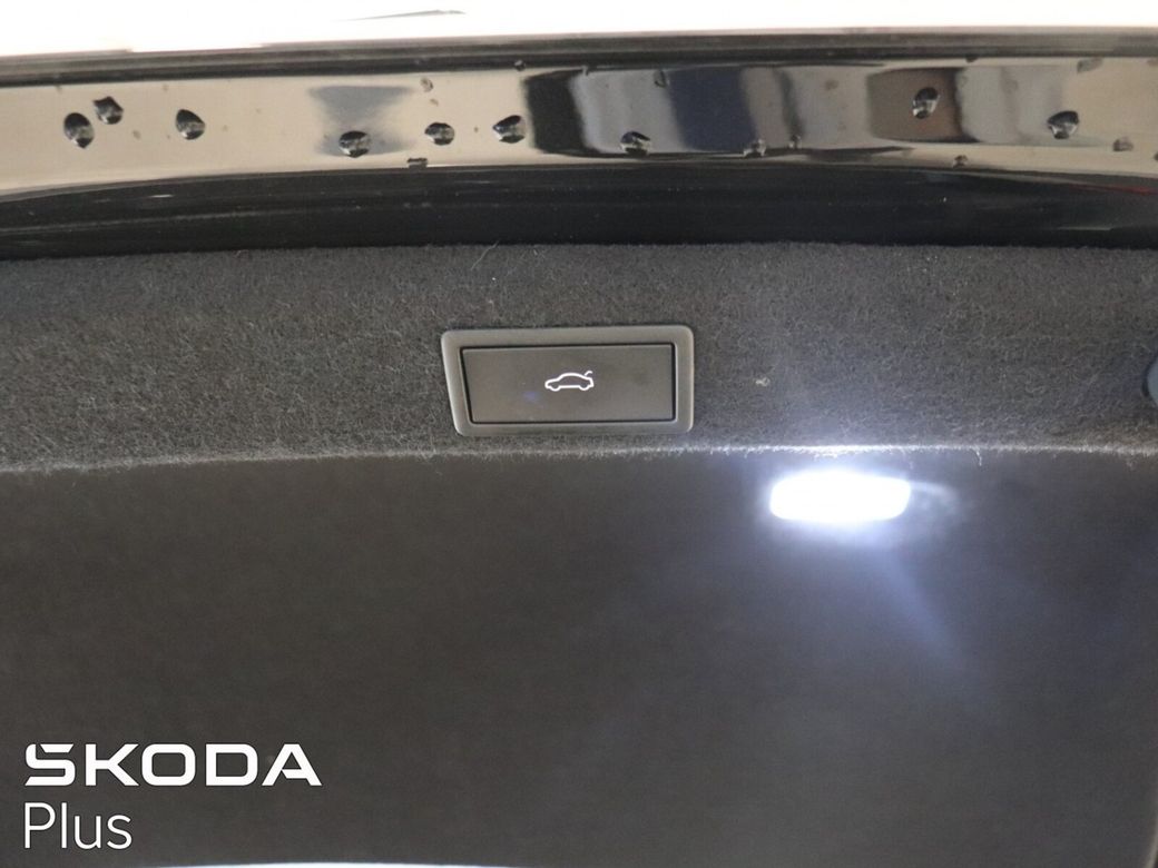 2025 Skoda Superb