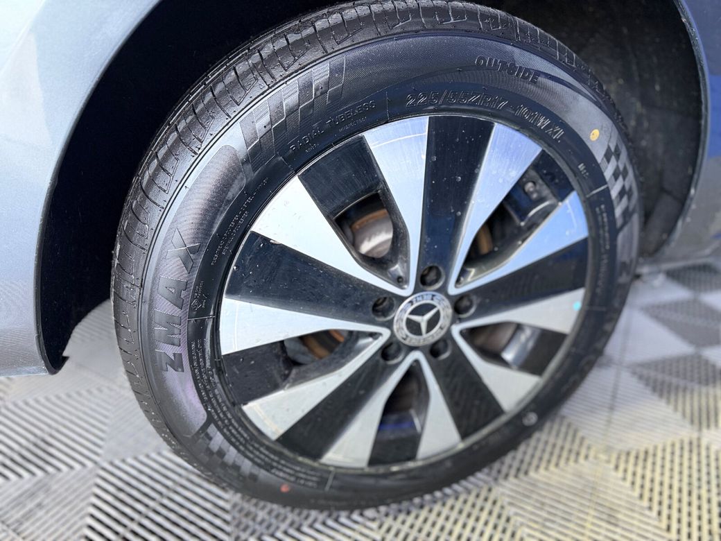 2022 Mercedes-Benz Vito