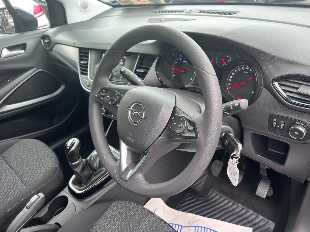 2021 Opel Crossland X