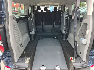 2026 Ford Tourneo Custom
