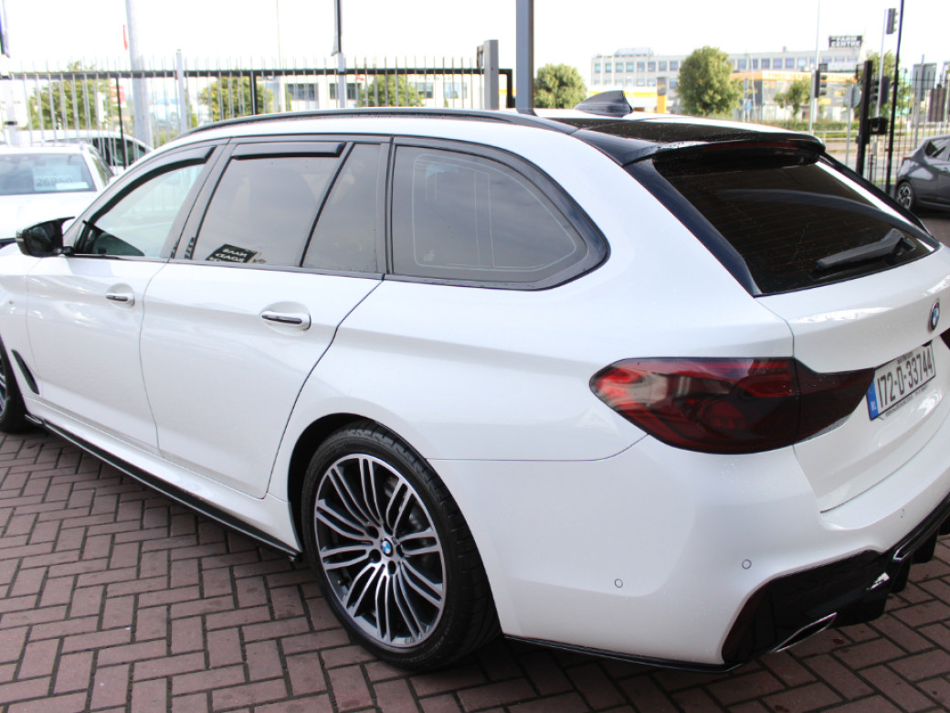 2017 BMW 523