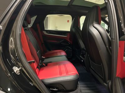 2024 Porsche Cayenne