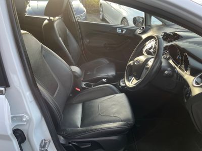 2015 Ford Fiesta