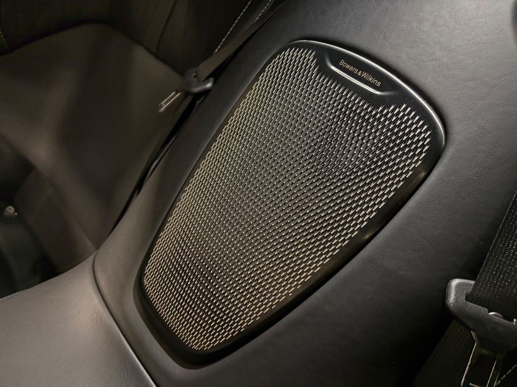 2024 Aston Martin DB12