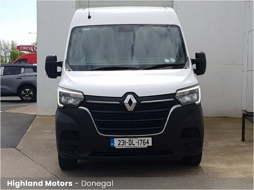 2023 Renault Master