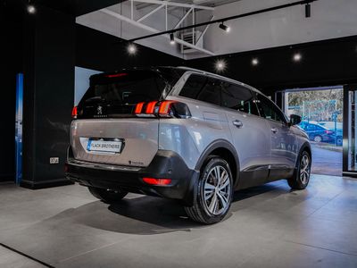 2024 Peugeot 5008