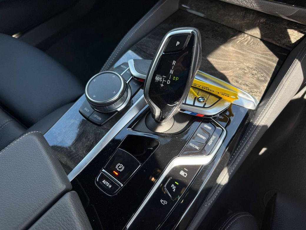 2021 BMW 5 Series