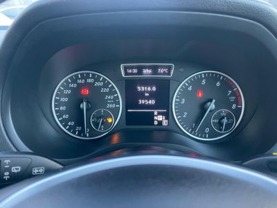 2012 Mercedes-Benz B 180